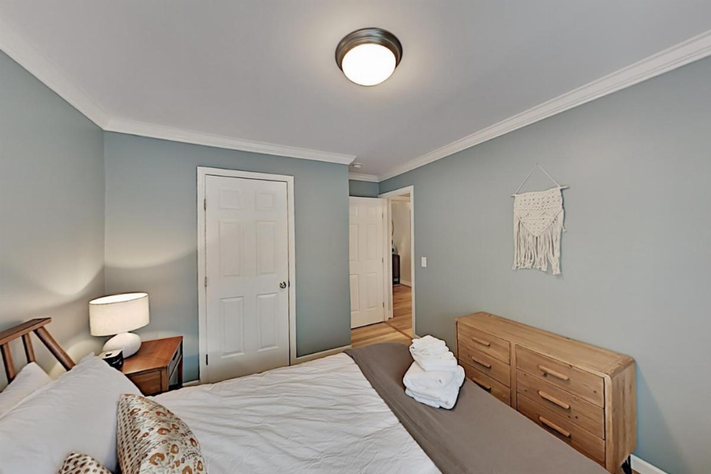 Secluded Escape Near Downtown & Biltmore Fun home Image 14